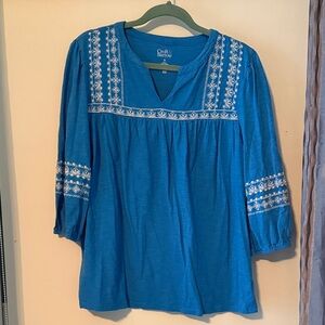 Croft & Barrow Women’s Blouse, Blue with White Floral Embroidery